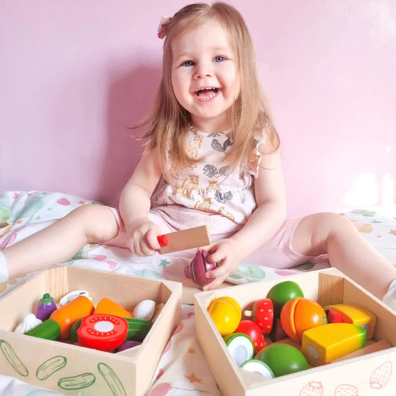 Bigjigs mediniai pjaustomi vaisiai (18 el.) – vaidmenų žaidimas vaikams
