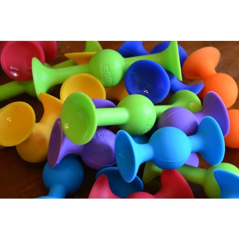 Squigz lipšniukai (24 vnt.) – sensorinis konstruktorius vaikams